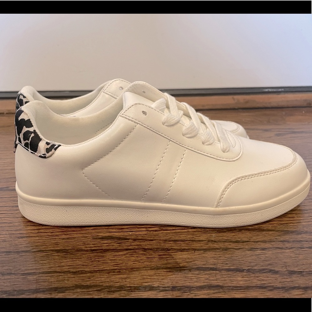 Faux-Leather Sneakers For Women - White with Leopard Print Detail on Heel